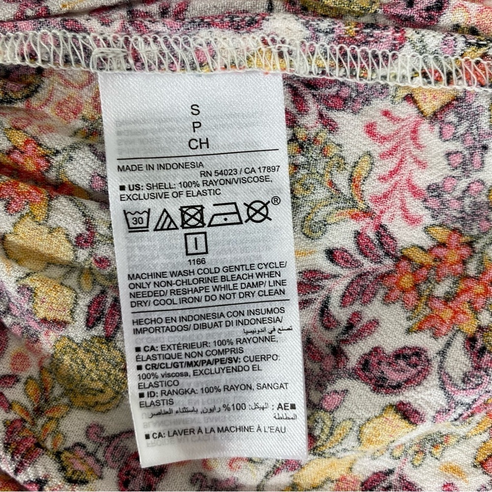 Old Navy Womens Blouse Size Small Ditzy Floral Smocked Waist Ruffle Boho Peasant - Picture 11 of 12